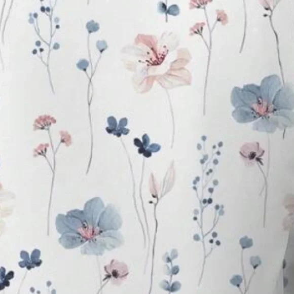 Emma Company Floral V-Neck Blouse - White and Blue - Picture 3 of 3